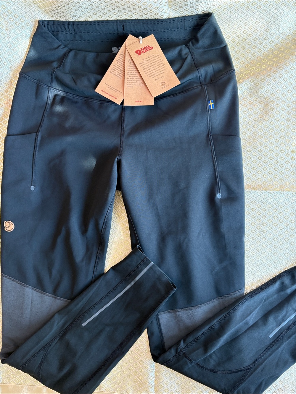 Abisko Varm Trekking Tights - Black-iron Grey High-Rise Performance Leggings szL